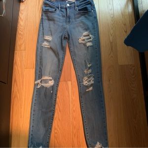 Levi’s Distressed Shaping Skinny Jeans